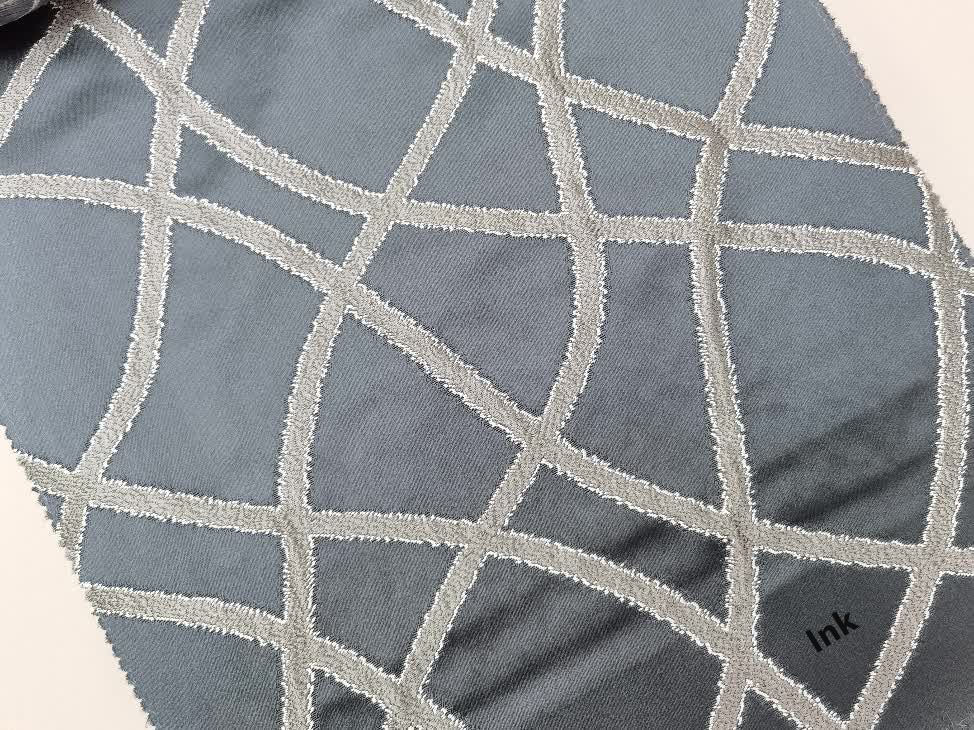 Zyra ткань Ashley Wilde designs, Геометрия Решетка от магазина Ткани Мира ✅