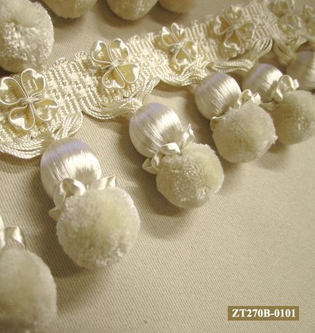 картинка ZT270B-1270 Holiday тесьма от магазина Ткани Мира