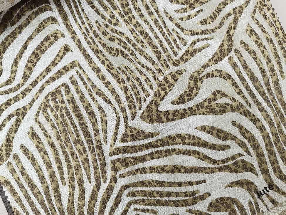 Kenya ткань Ashley Wilde designs, Животные Этнический от магазина Ткани Мира ✅