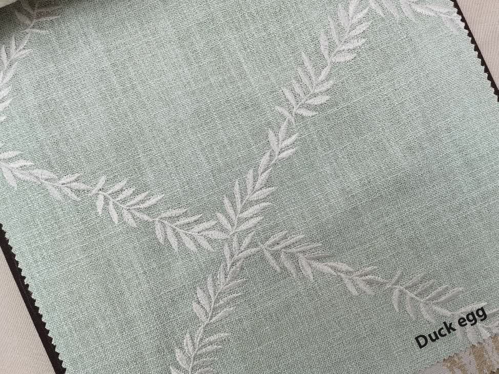 Pennorth ткань Laura Ashley, Цветы-Растения Решетка от магазина Ткани Мира ✅