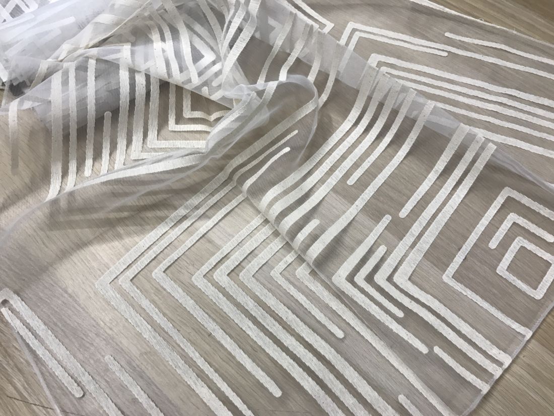 Venus Devore 470  ткань Textile Express, Геометрия от магазина Ткани Мира ✅