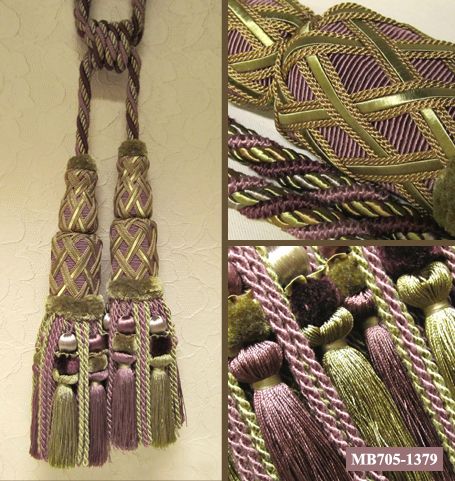 картинка MB705-1270 Holiday кисти от магазина Ткани Мира