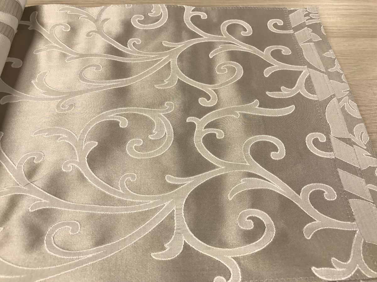 Ткань Isadora Chloe Daylight, Вензель-Завитки от магазина Ткани Мира ✅