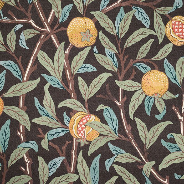 картинка Birds&Pomegranates Brownie ткань Silver Studio 