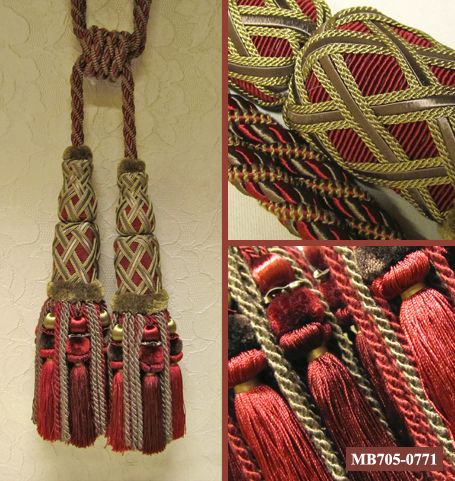 картинка MB705-1270 Holiday кисти от магазина Ткани Мира