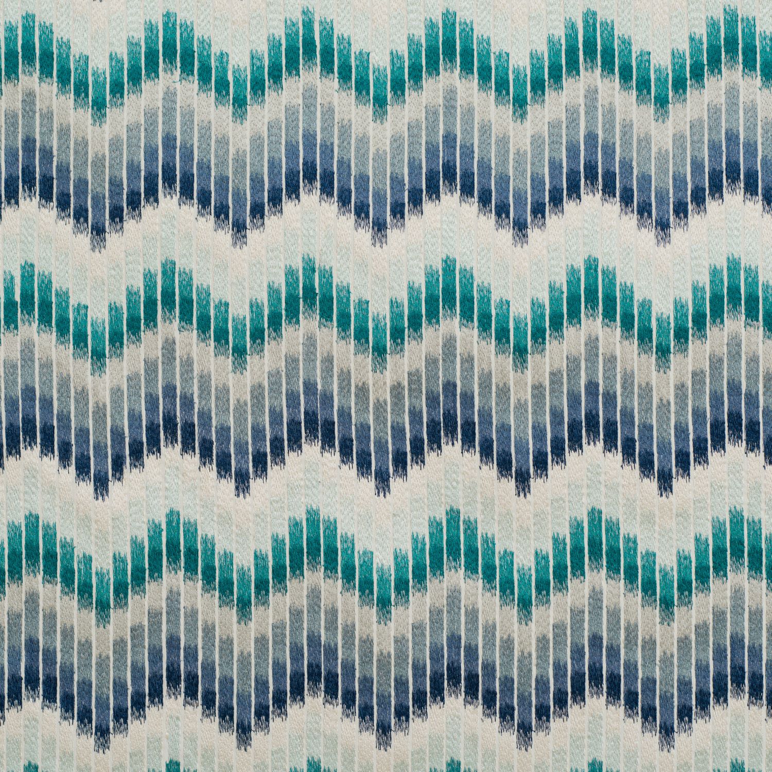 Gallery Watercolour ткань James Hare, Волны-Зигзаги от магазина Ткани Мира ✅