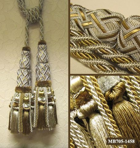 картинка MB705-1270 Holiday кисти от магазина Ткани Мира