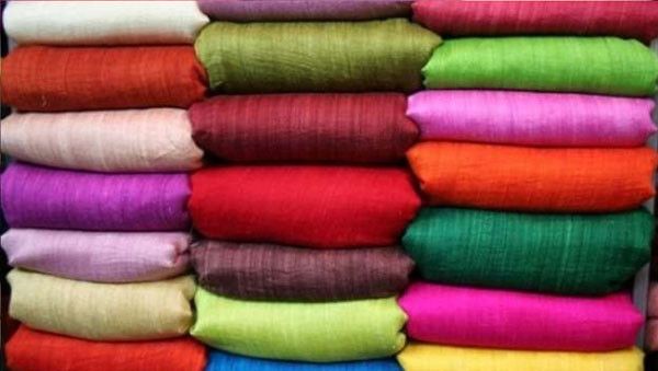 Два естественных вида тканей для штор в зависимости от их состава 