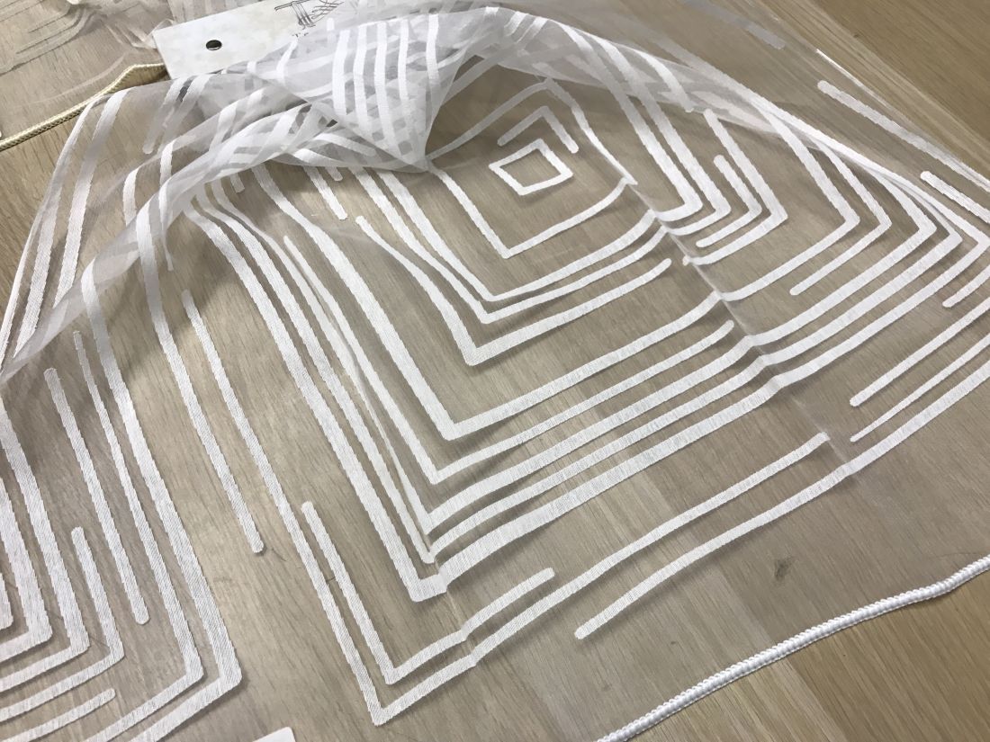 Venus Devore 470  ткань Textile Express, Геометрия от магазина Ткани Мира ✅