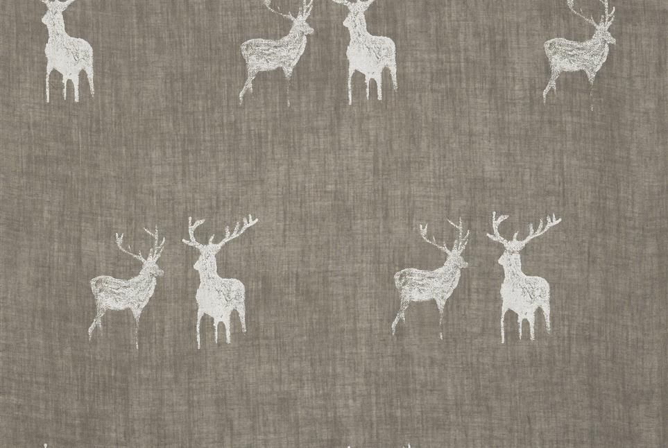 Mountain Deluxe My Chalet Naturliebe ткань Fine, Персонажи от магазина Ткани Мира ✅