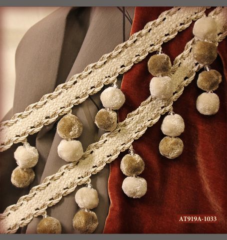 картинка AT919A-1044 Fluffy тесьма от магазина Ткани Мира