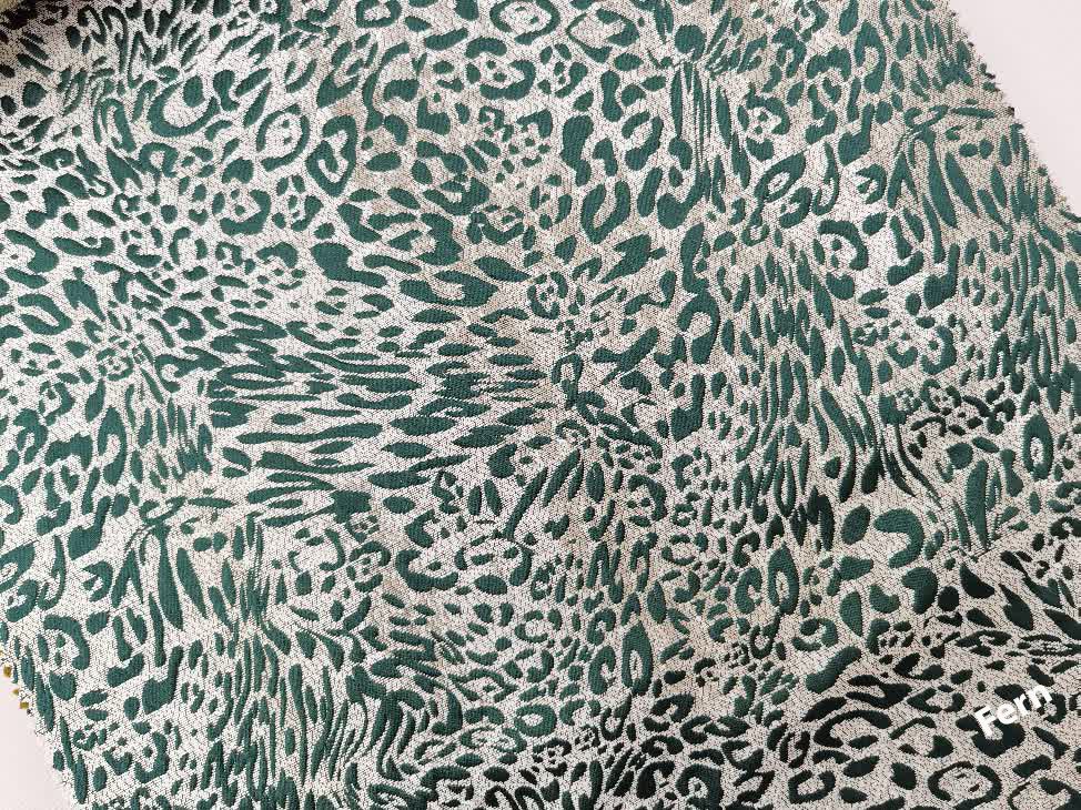 Tanzania ткань Ashley Wilde designs, Животные Этнический от магазина Ткани Мира ✅