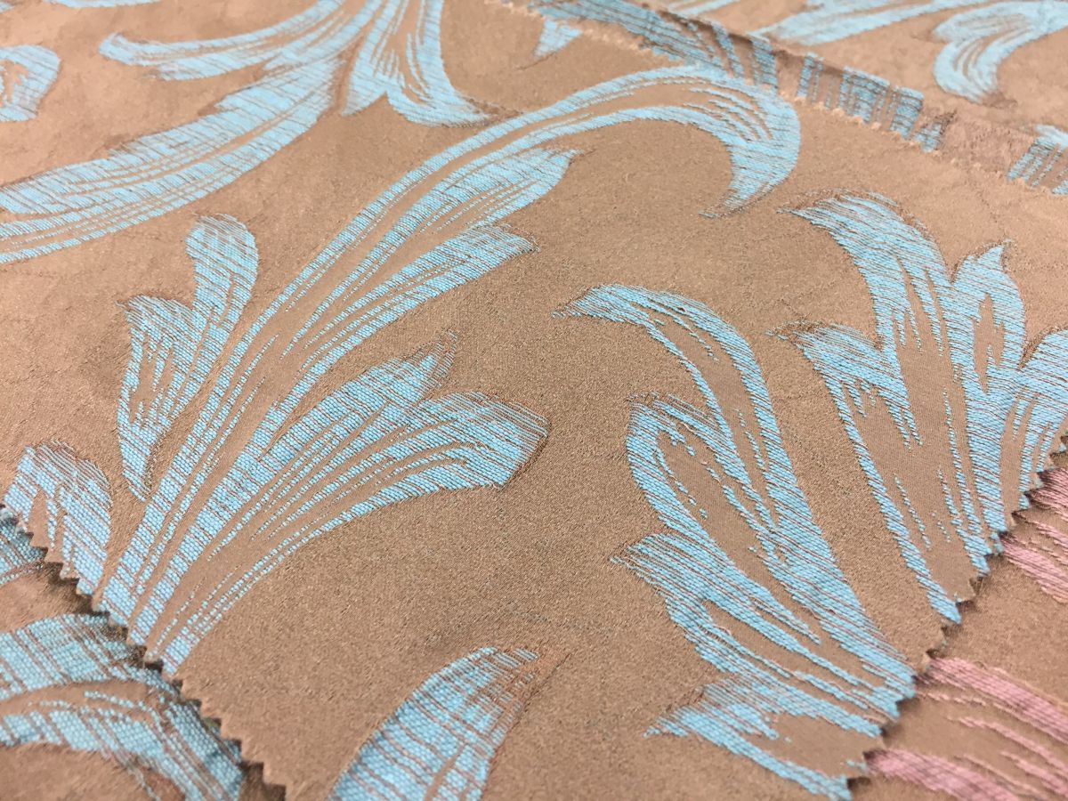 60060 ткань Perdevin, Вензель-Завитки от магазина Ткани Мира ✅