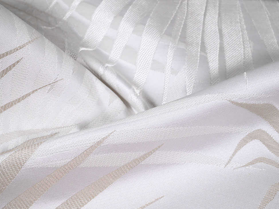 Savory ткань Manuel Canovas, Цветы-растения от магазина Ткани Мира ✅