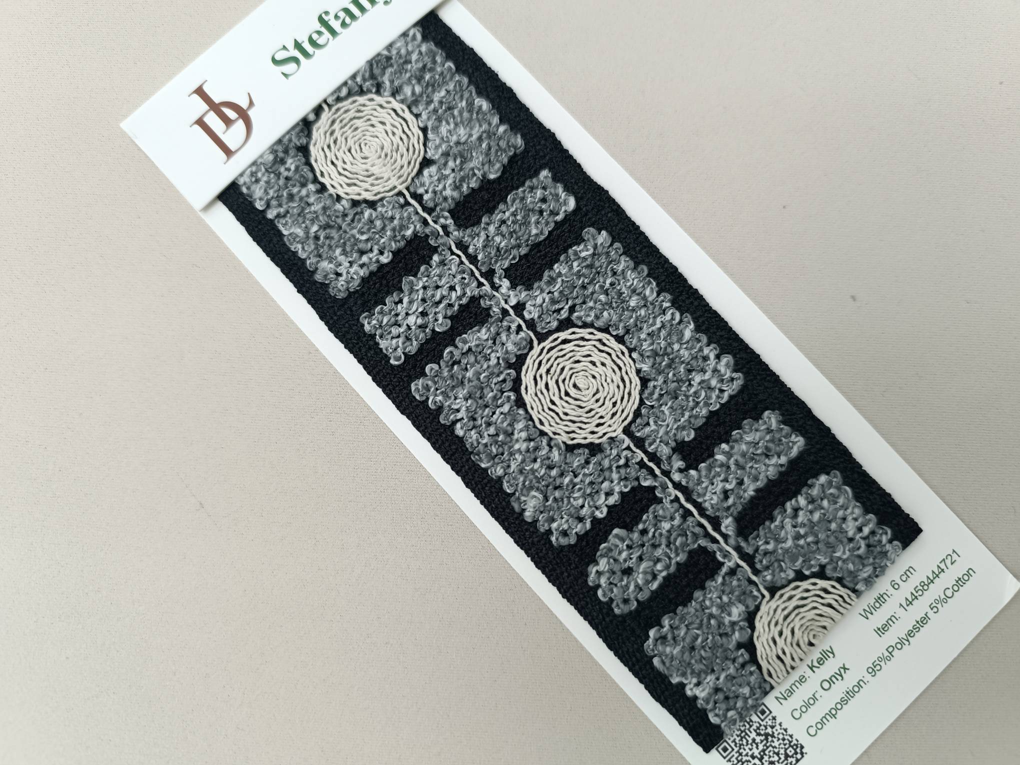 Kelly бордюр для штор Daylight, Геометрия от магазина Ткани Мира ✅