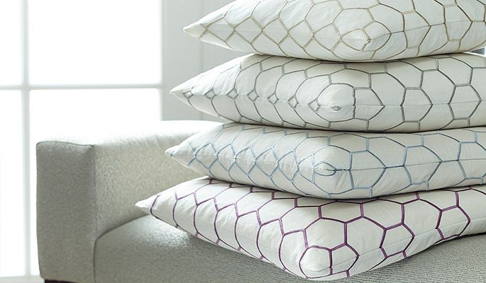 Prism Silks Honeycomb 31567 ткань James Hare, Геометрия от магазина Ткани Мира ✅