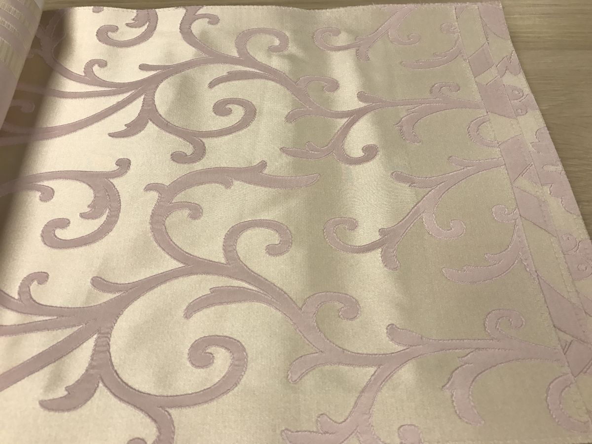 Ткань Isadora Chloe Daylight, Вензель-Завитки от магазина Ткани Мира ✅