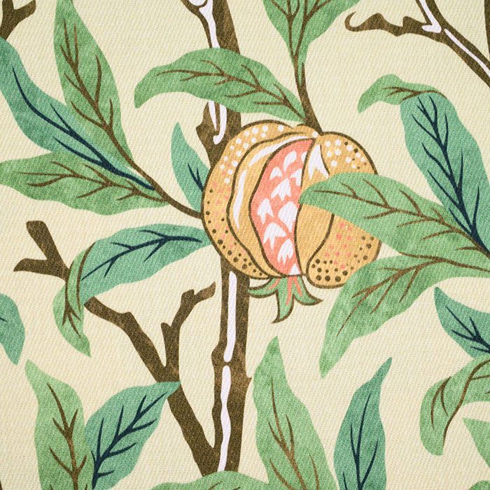 картинка Birds&Pomegranates Classique ткань Silver Studio 