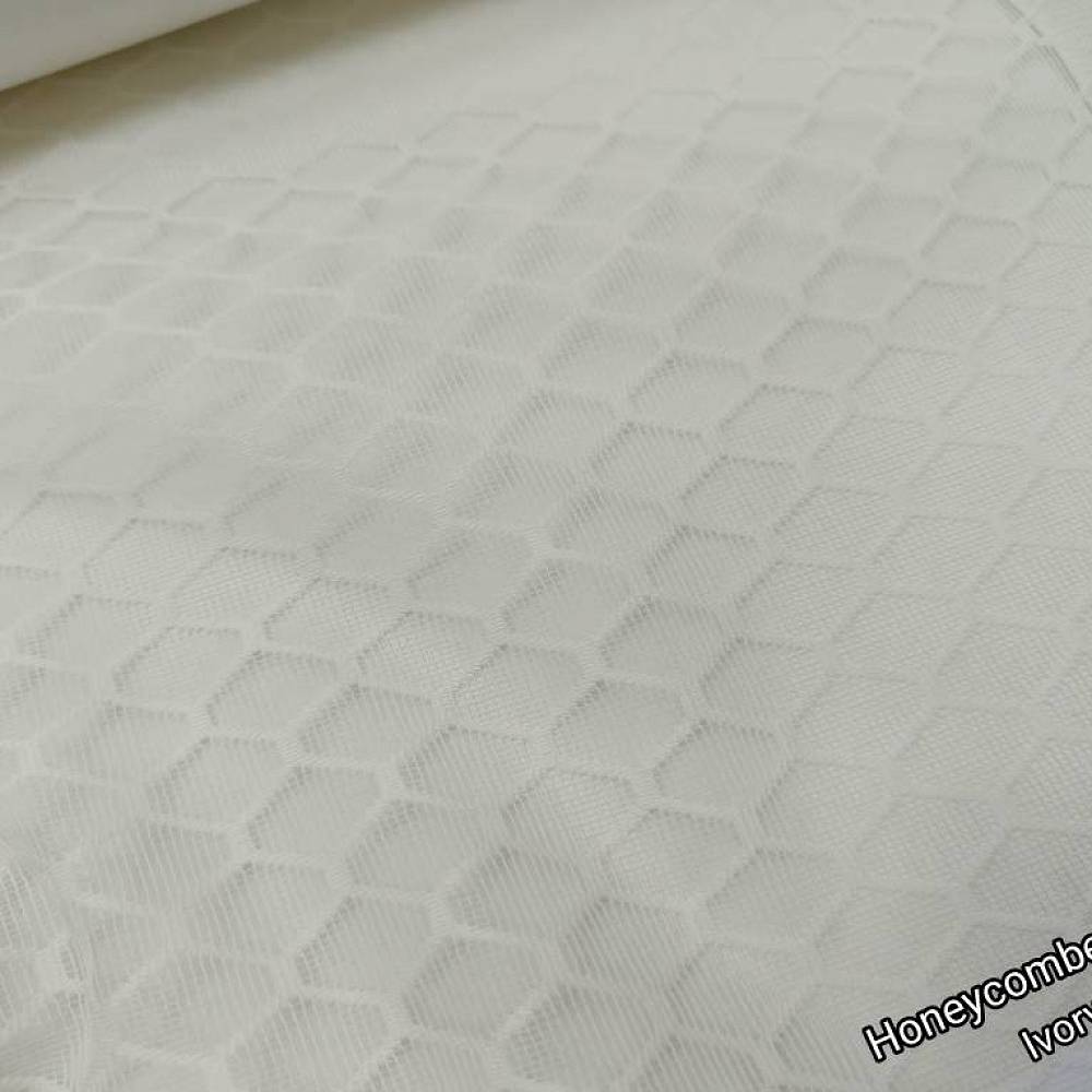 Honeycombe ткань MYB Textiles, Геометрия от магазина Ткани Мира ✅