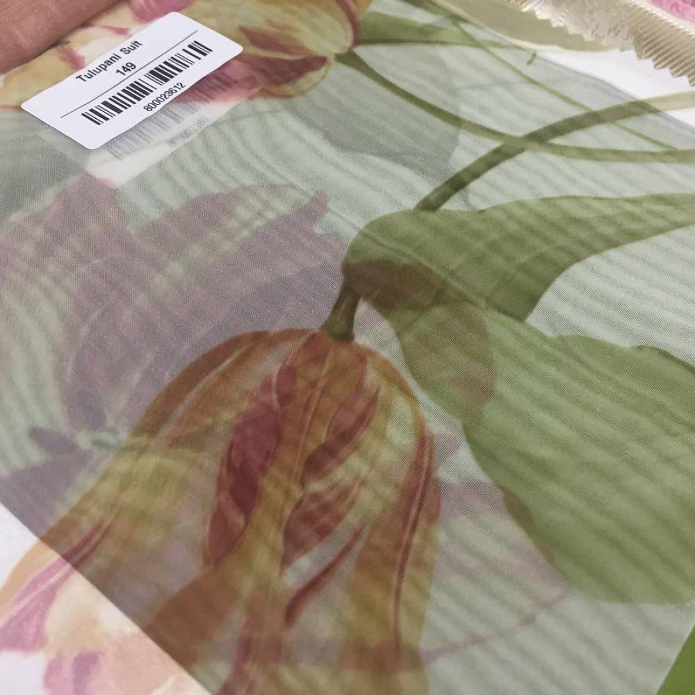 Tulupani Suit ткань Anka, Цветы-Растения от магазина Ткани Мира ✅